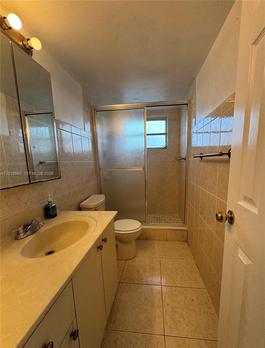 65 NE 202nd Ter # Q33, Miami Gardens FL 33179 — 8