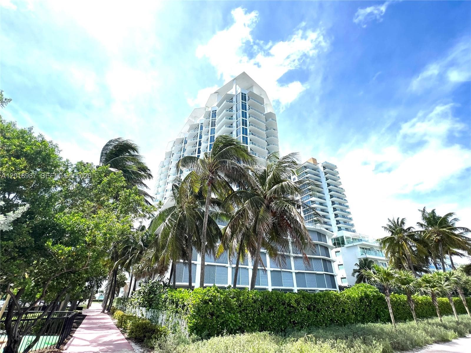 6515 Collins Ave # 1801, Miami Beach FL 33141 — 17