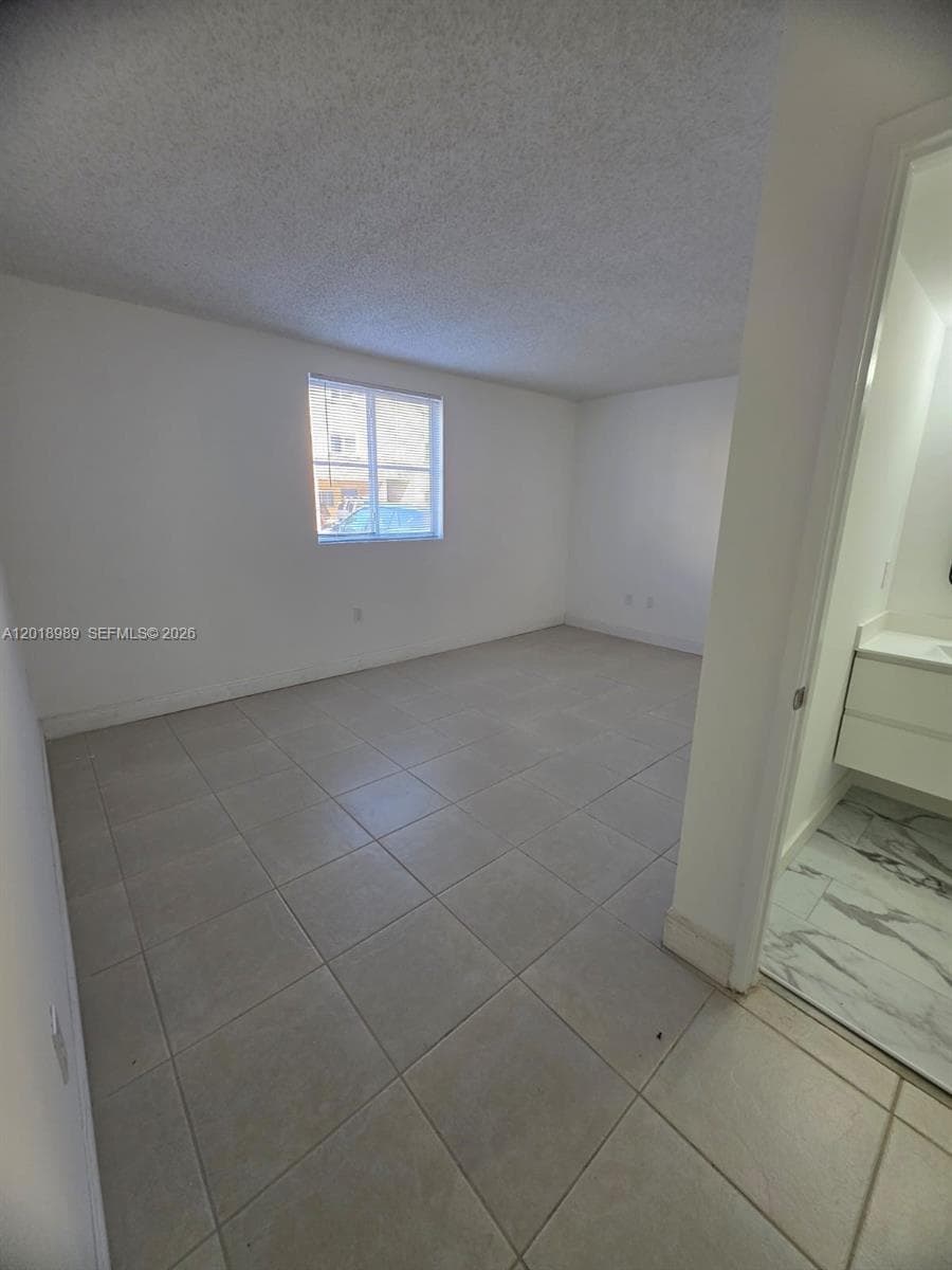 14961 SW 82nd Ln # 104, Miami FL 33193 — 11