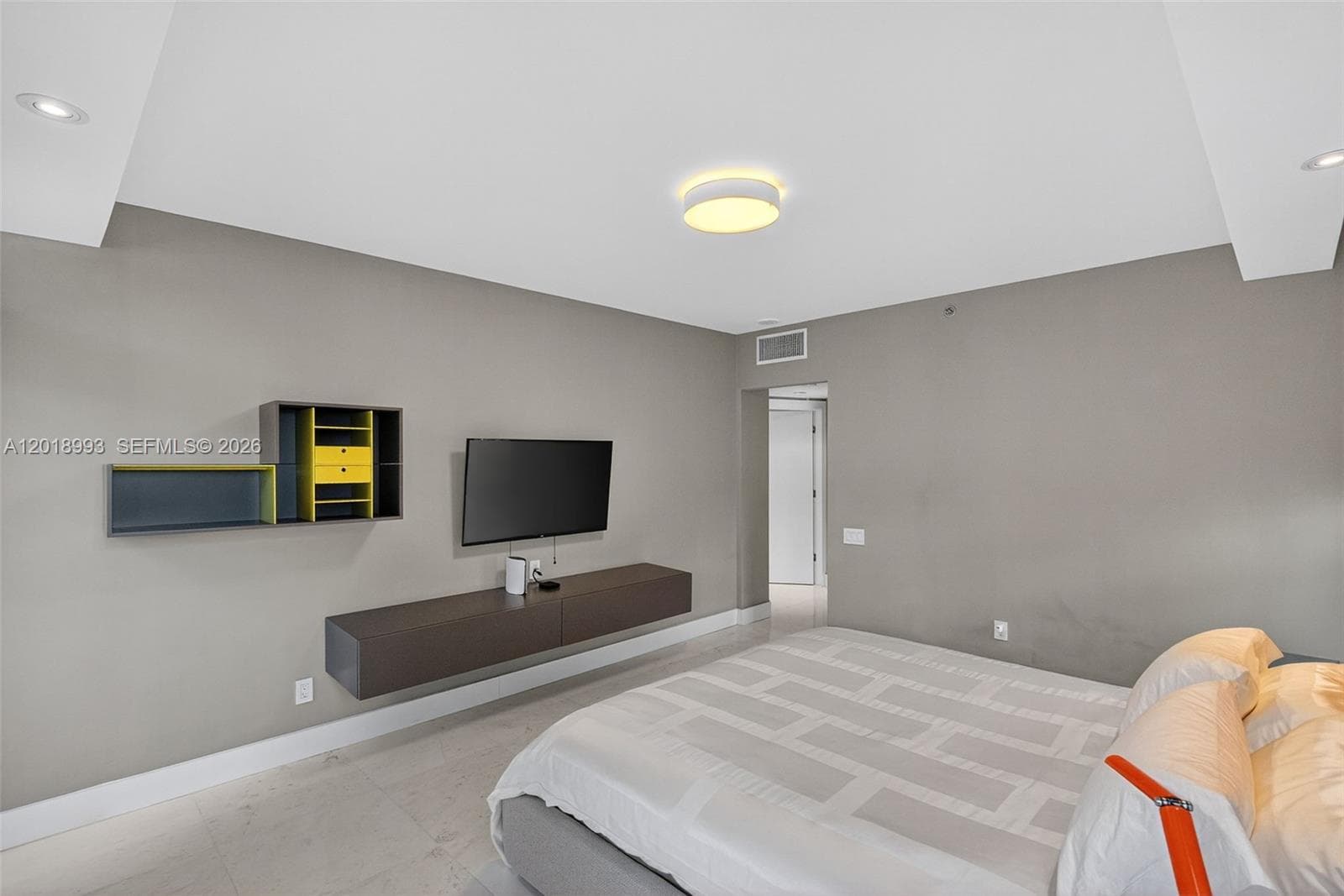1500 Ocean Dr # 507, Miami Beach FL 33139 — 9