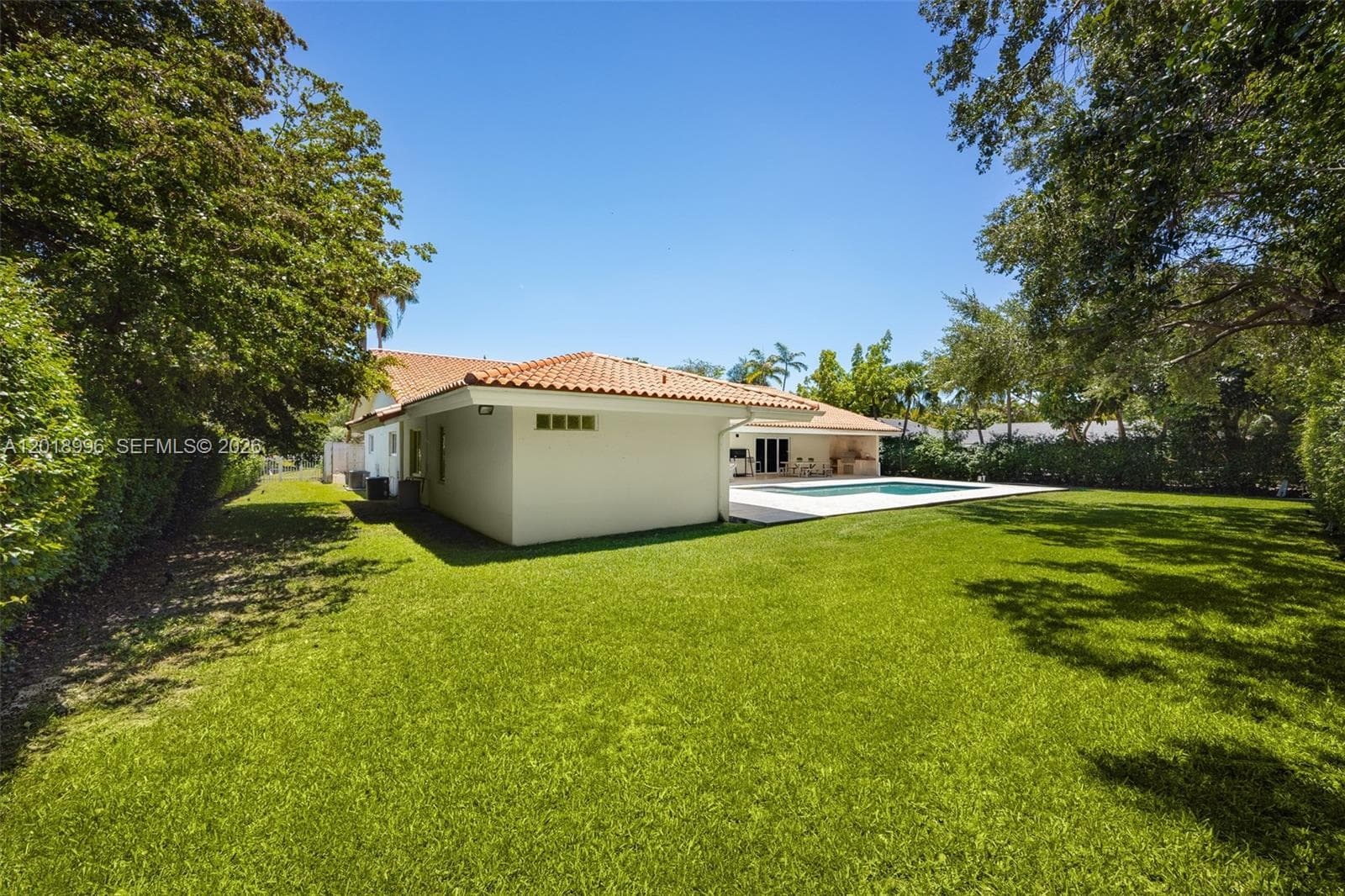 7230 Vistalmar St, Coral Gables FL 33143 — 35