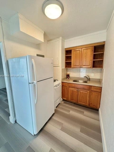 7445 Harding Ave # 112, Miami Beach FL 33141 — 9