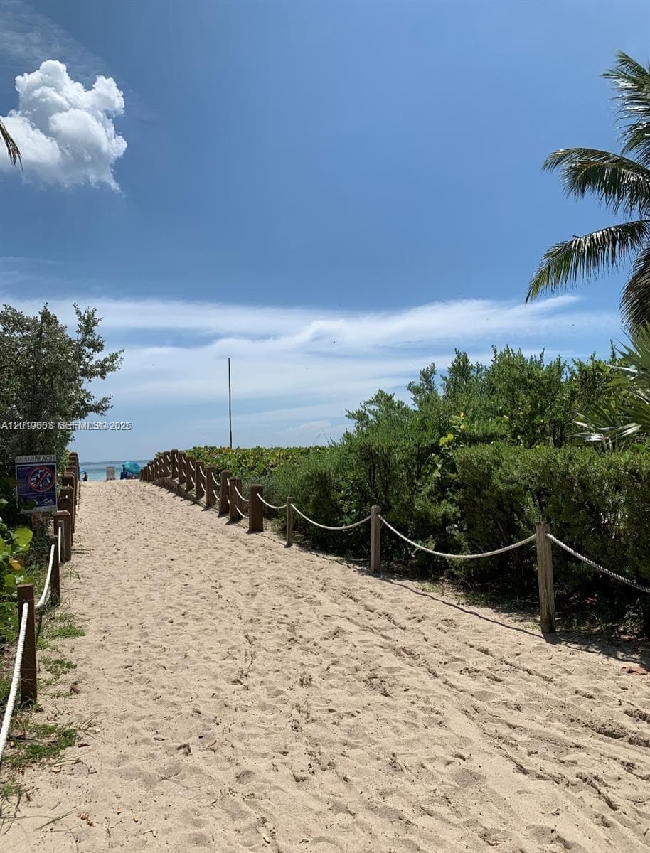 7445 Harding Ave # 112, Miami Beach FL 33141 — 30