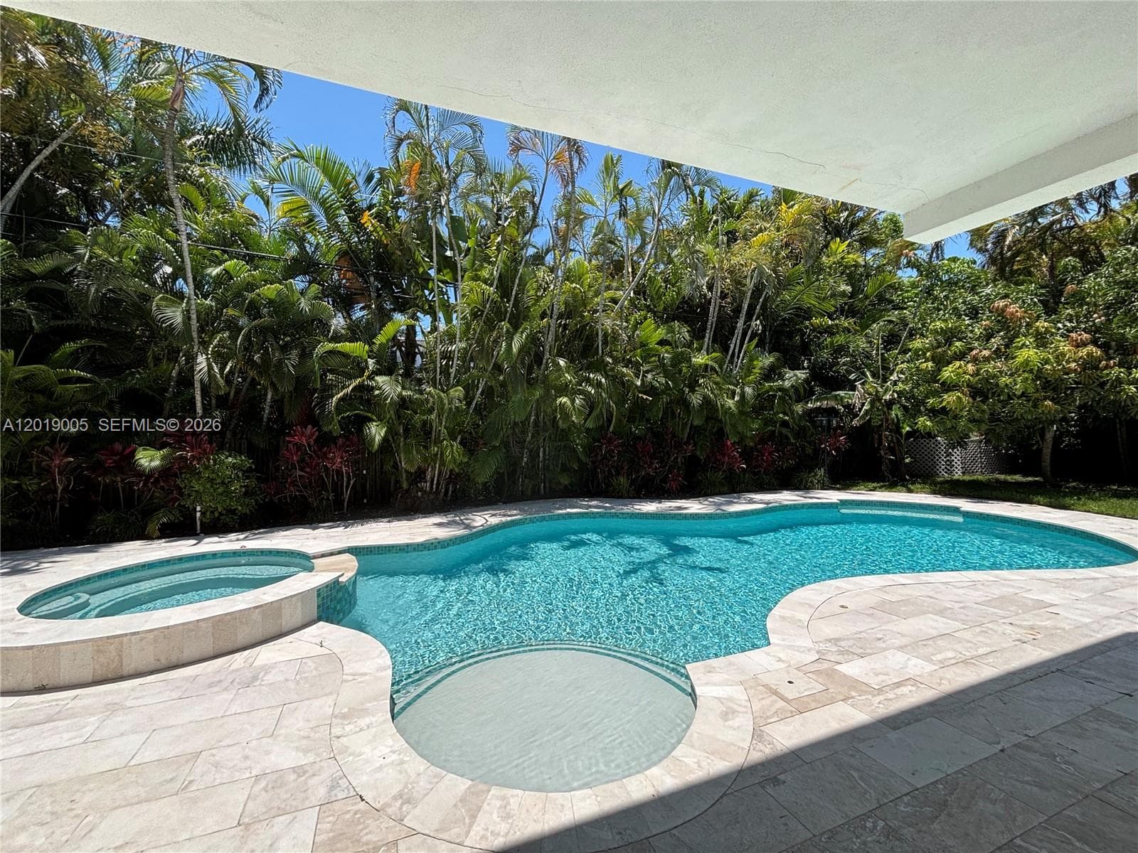 6220 SW 144th St, Coral Gables FL 33158 — 32