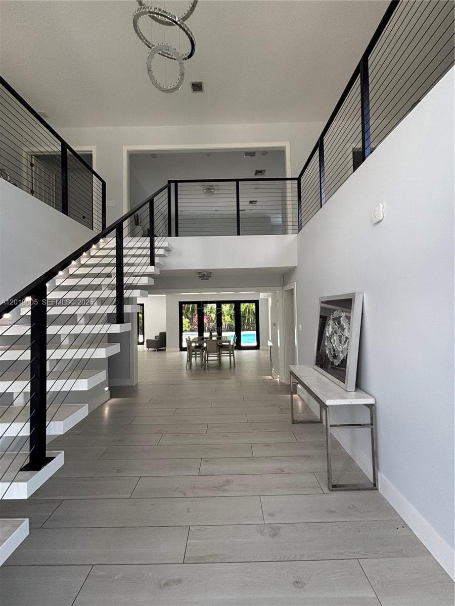 6220 SW 144th St, Coral Gables FL 33158 — 9