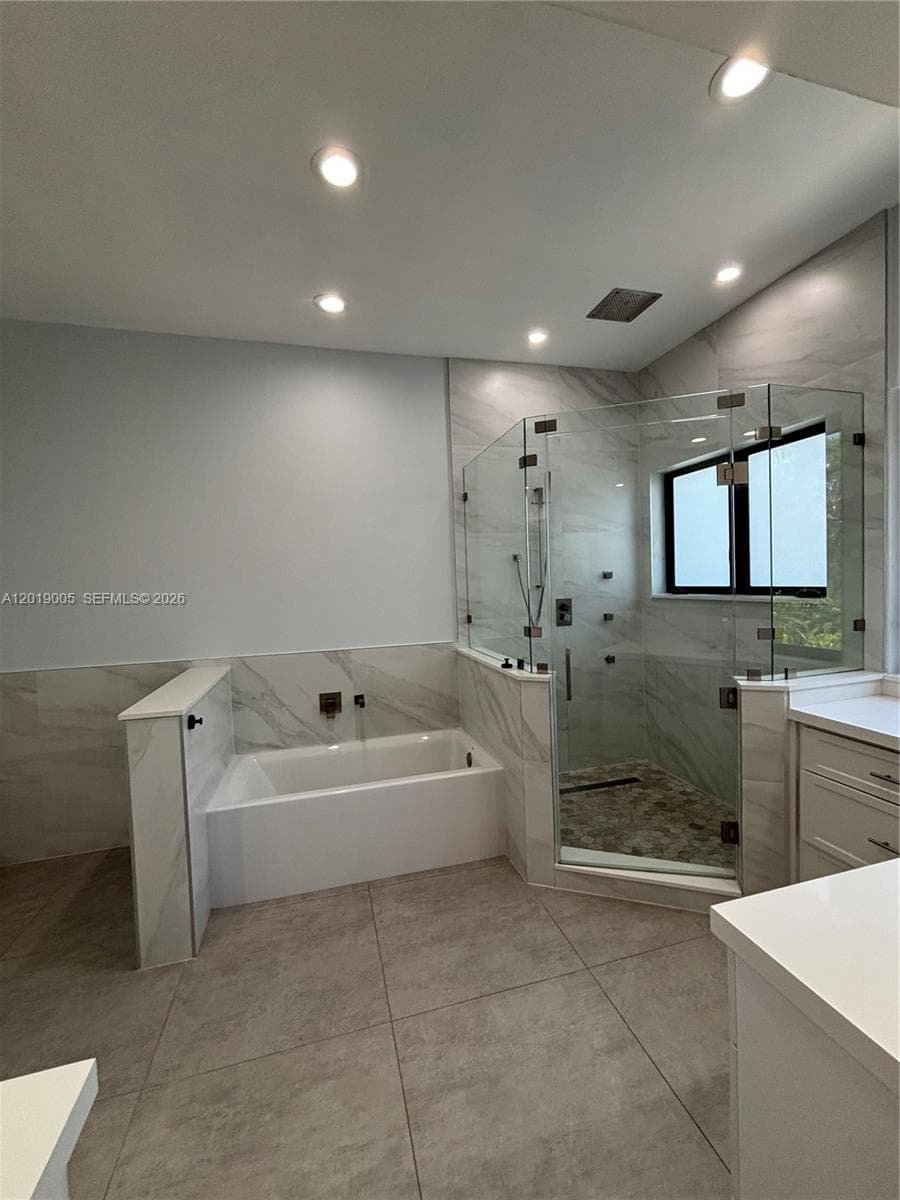 6220 SW 144th St, Coral Gables FL 33158 — 24
