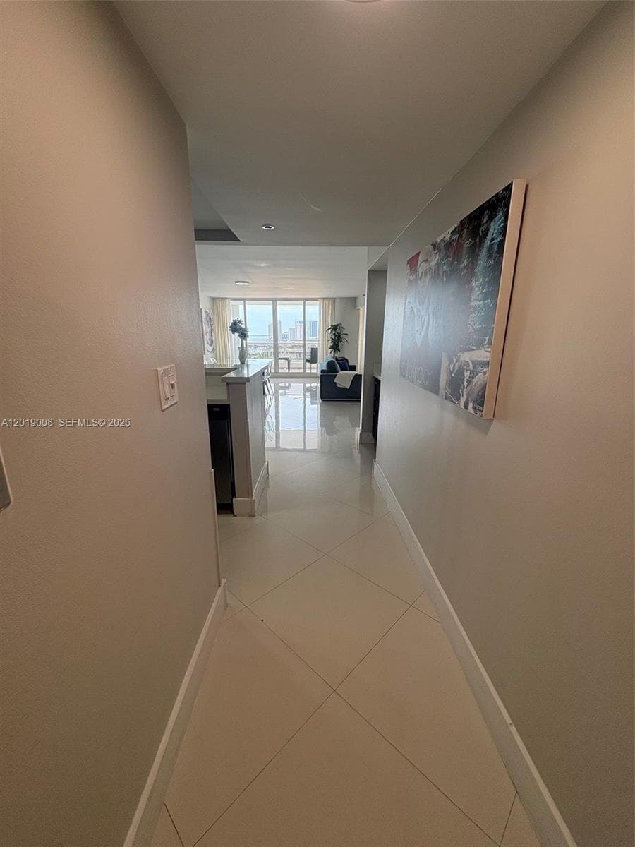 1717 N Bayshore Dr # 2054, Miami FL 33132 — 12