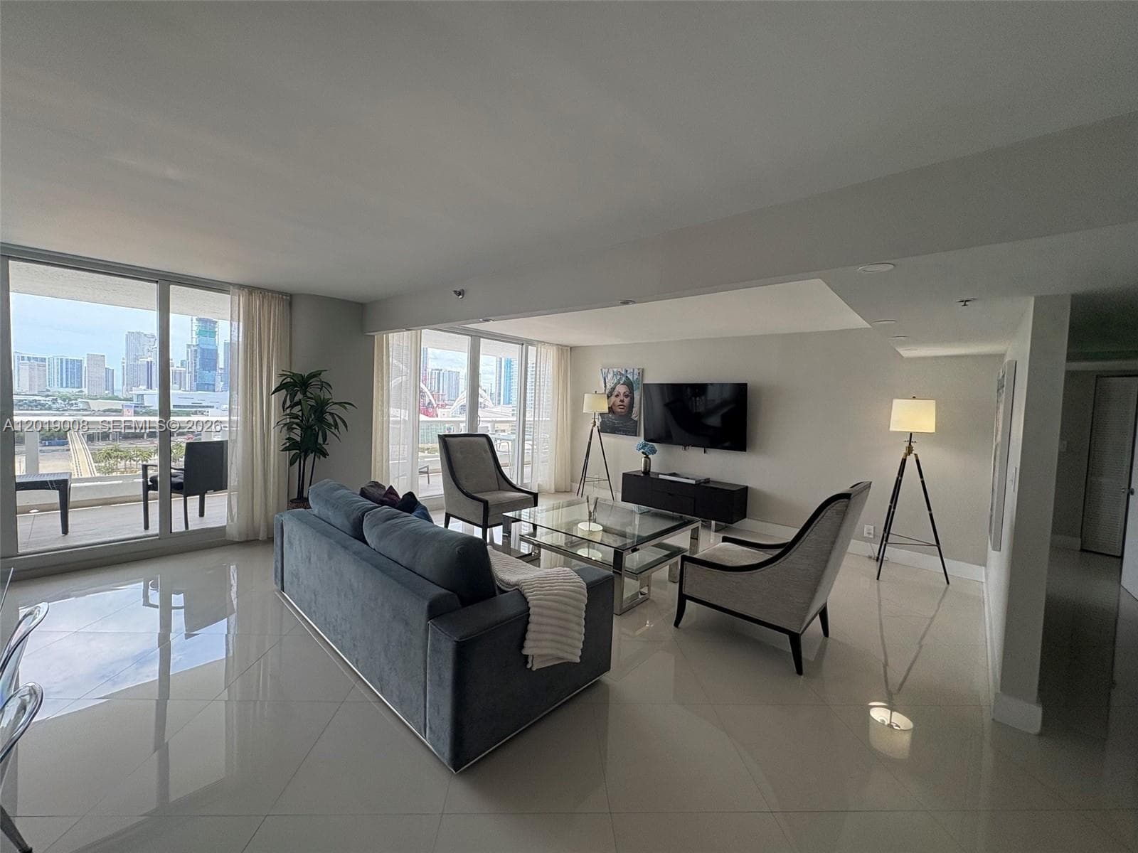 1717 N Bayshore Dr # 2054, Miami FL 33132 — 4
