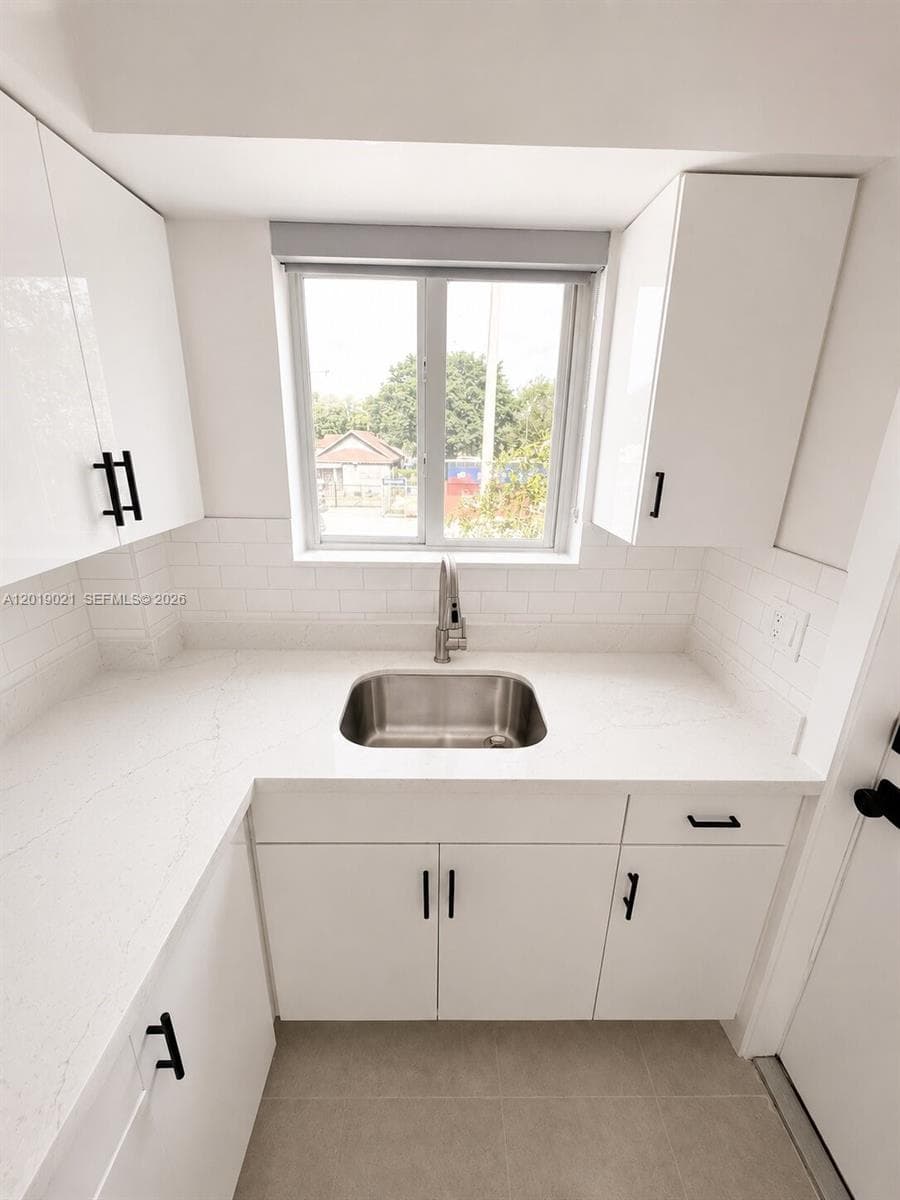 7602 N Miami Ave # 0, Miami FL 33150 — 17