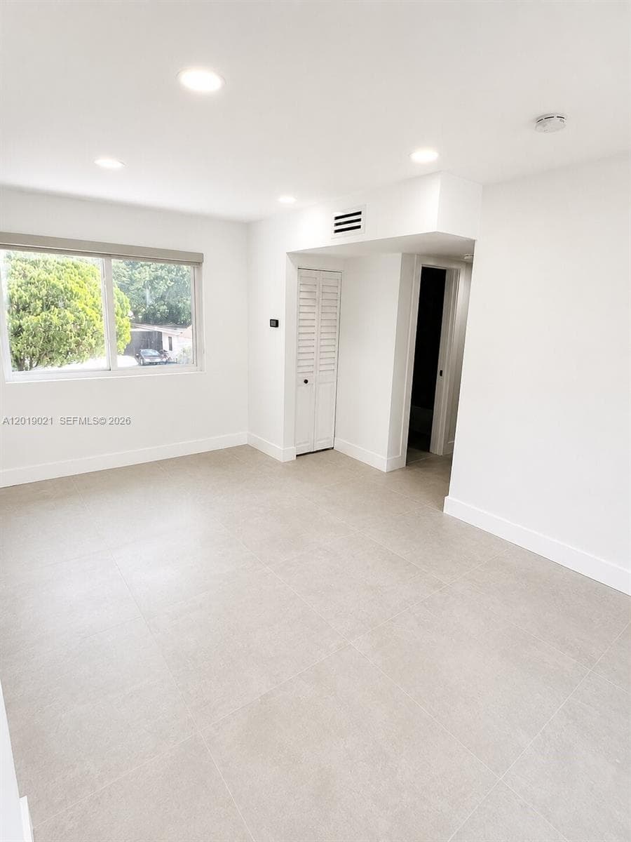 7602 N Miami Ave # 0, Miami FL 33150 — 12