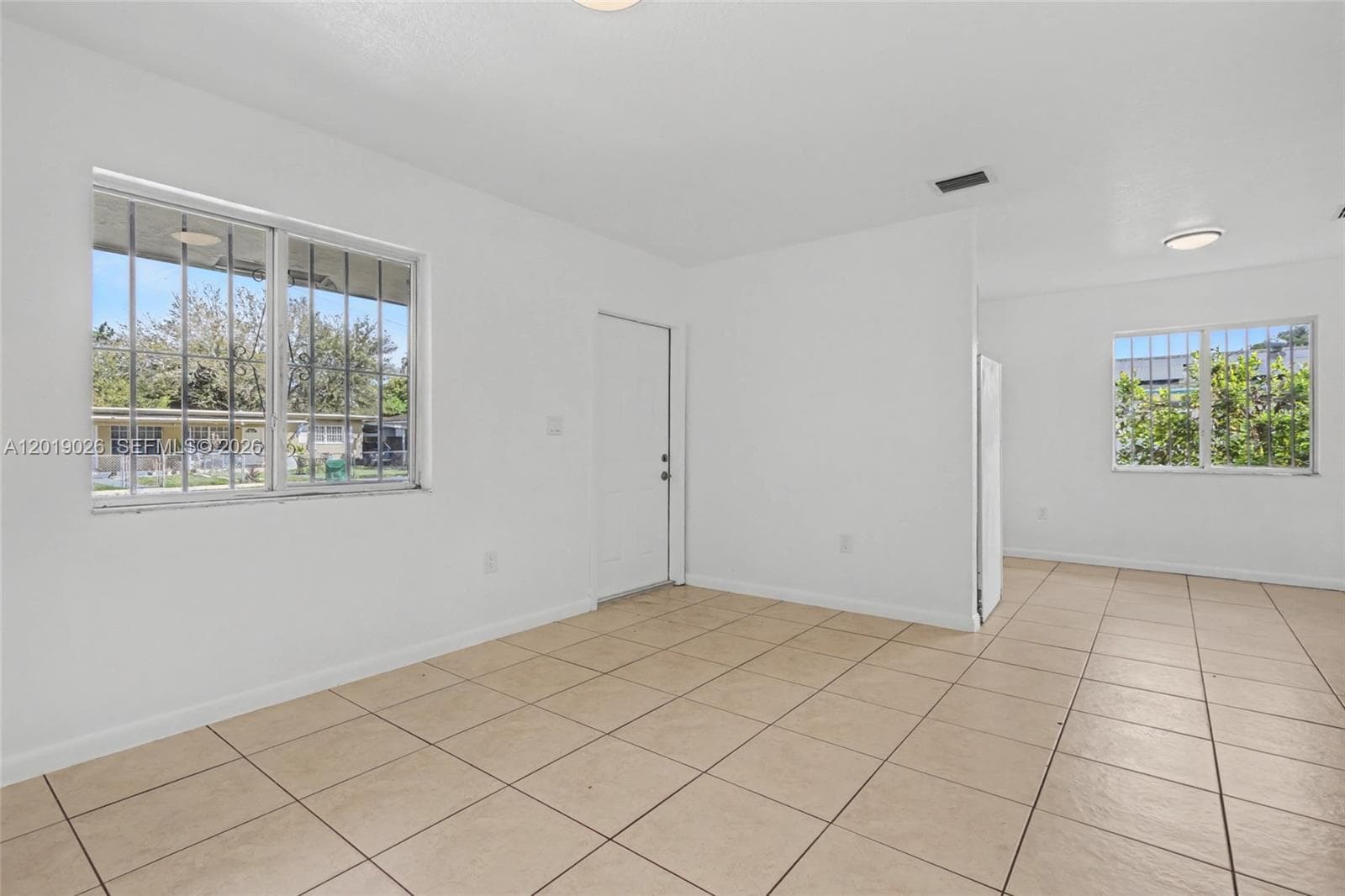 2316-2318 NW 98th St, Miami FL 33147 — 12