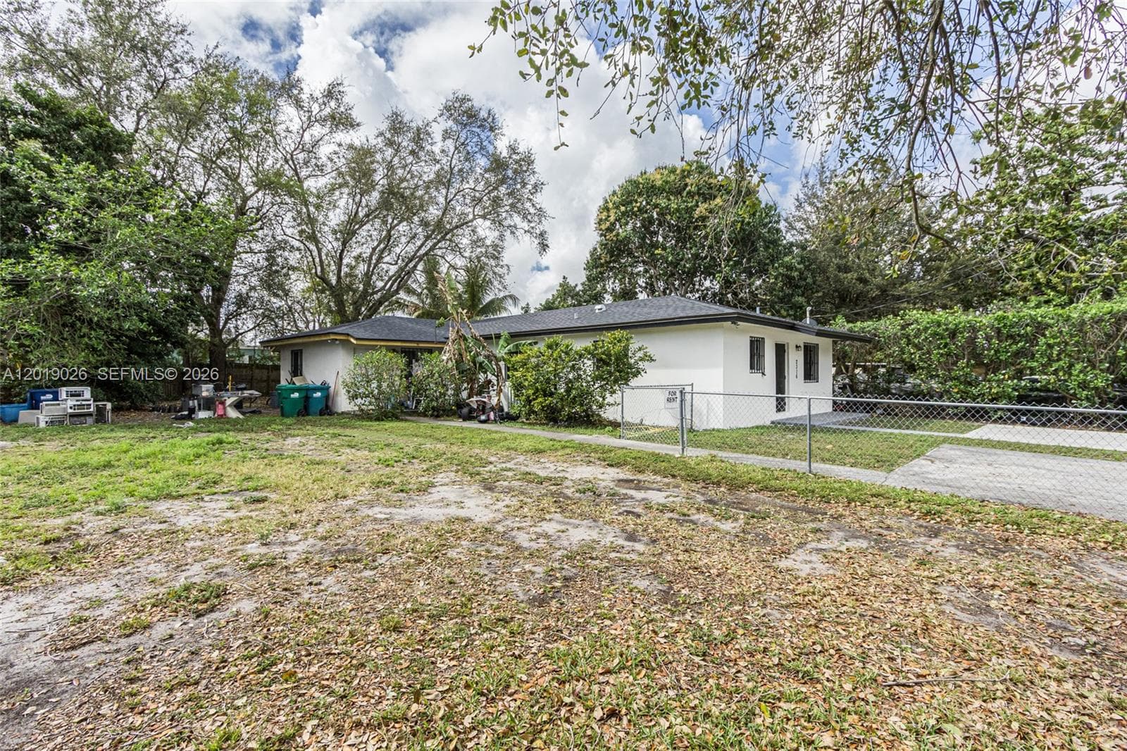 2316-2318 NW 98th St, Miami FL 33147 — 7