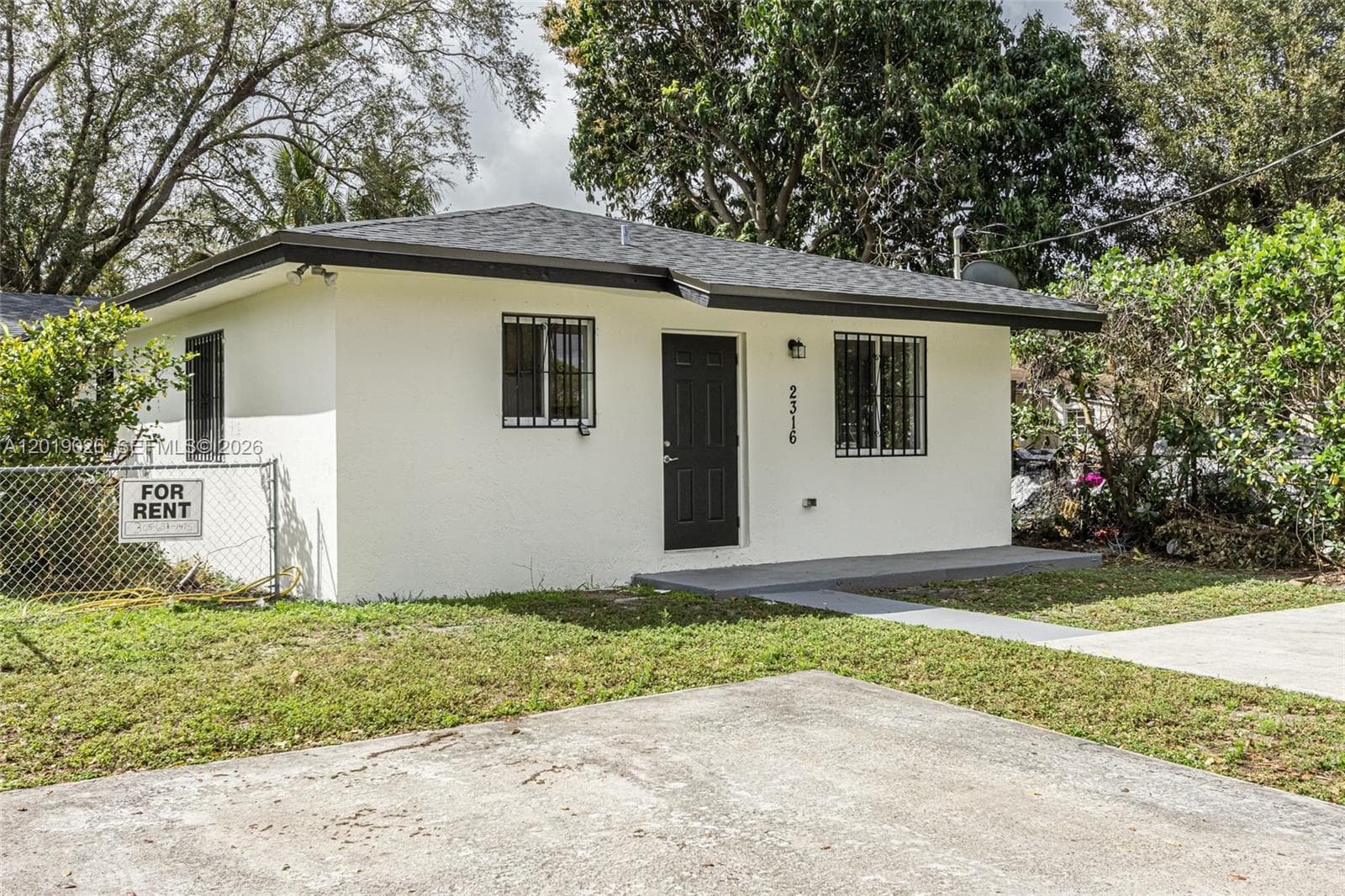 2316-2318 NW 98th St, Miami FL 33147 — 5