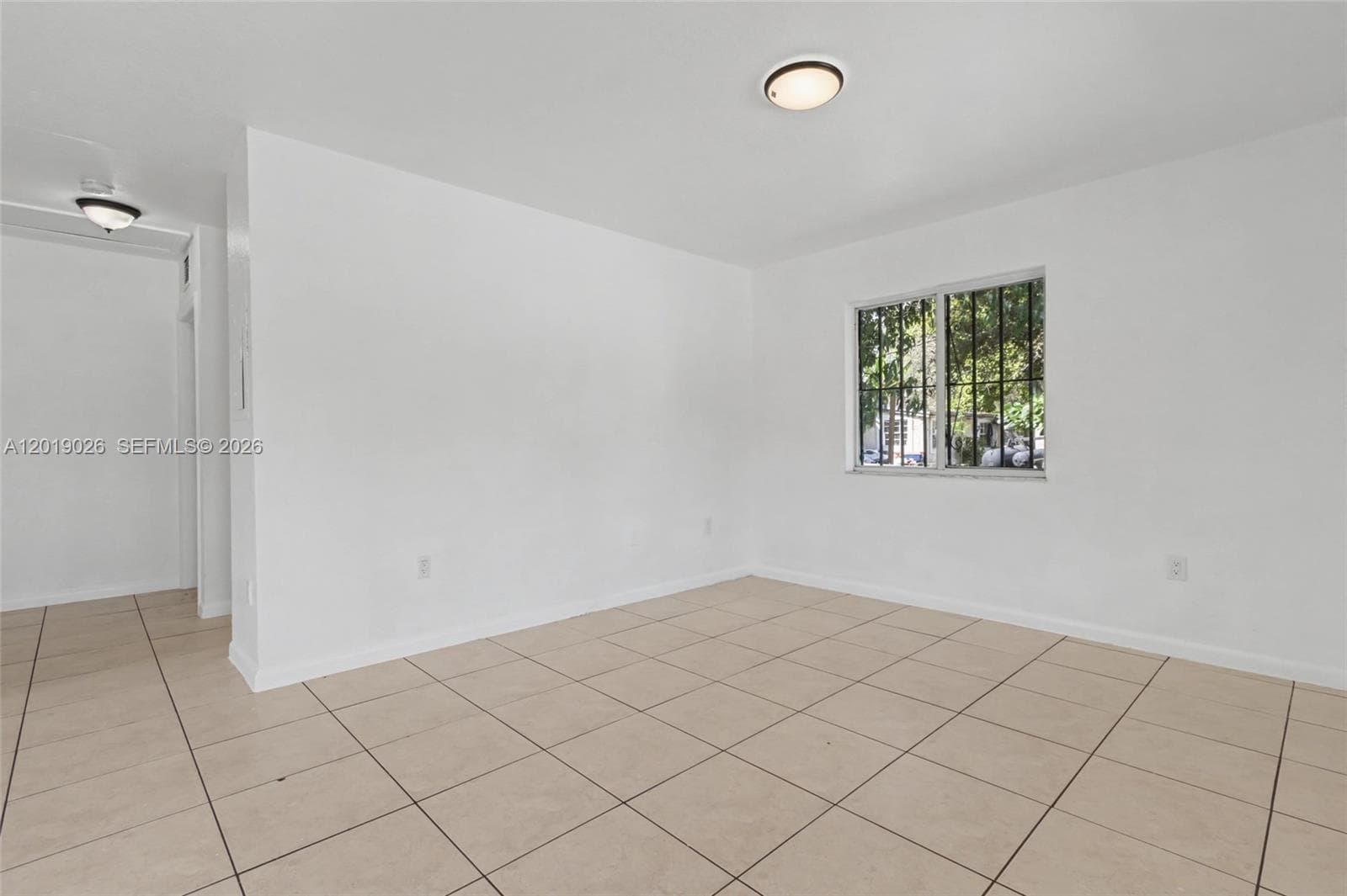 2316-2318 NW 98th St, Miami FL 33147 — 11