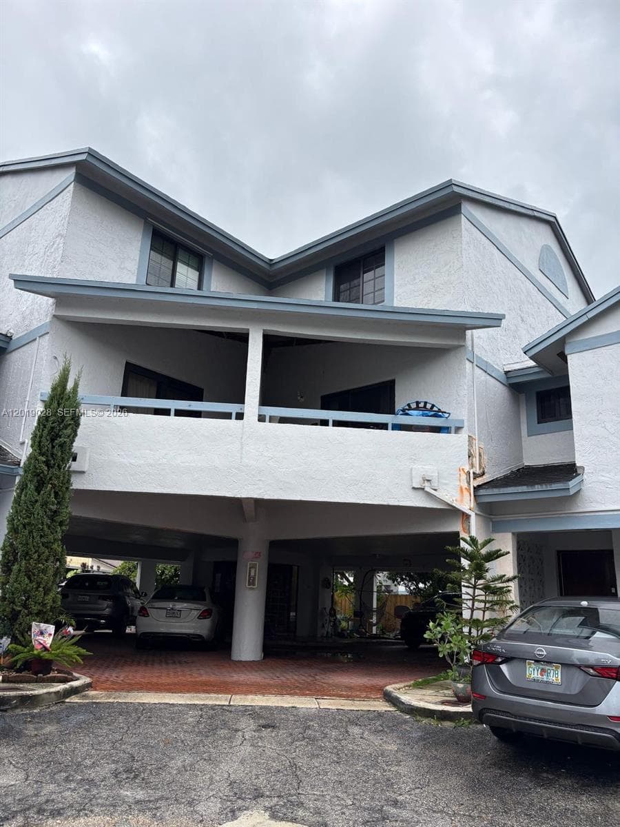 1405 SW 122nd Ave # 13, Miami FL 33184 — 2