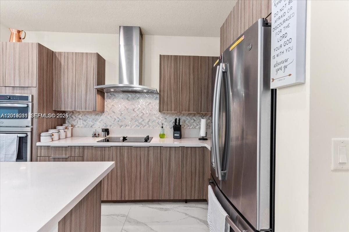 6680 NW 102nd Path, Doral FL 33178 — 7