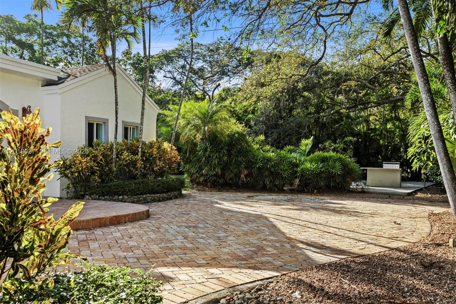 7975 Sunset Dr # 7975, Miami FL 33143 — 38