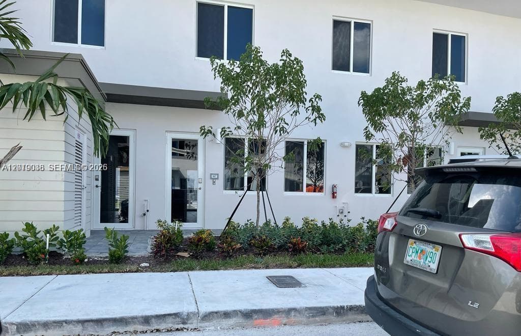 Landmark At Doral, Doral, FL — 3