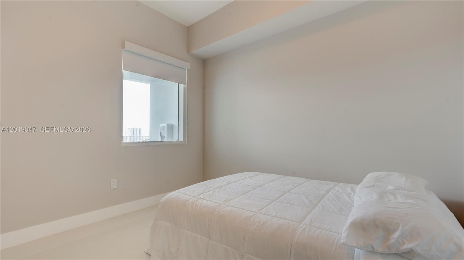 2020 N Bayshore Dr # 1905, Miami FL 33137 — 55