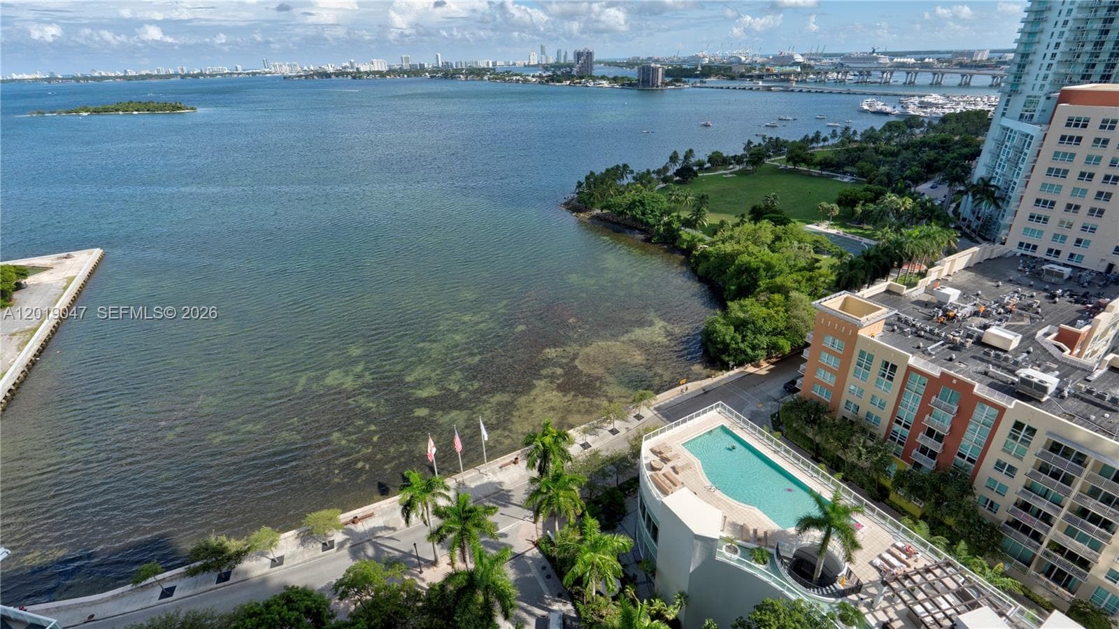 2020 N Bayshore Dr # 1905, Miami FL 33137 — 54