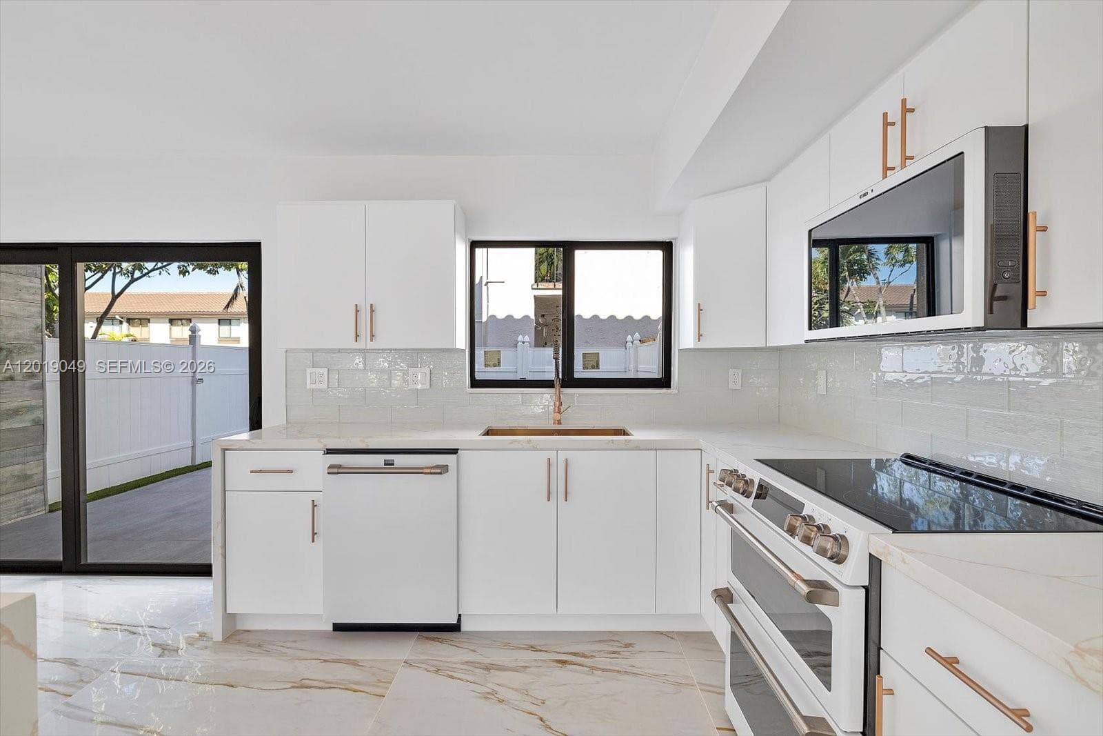 16449 NE 26th Ave # 16, North Miami Beach FL 33160 — 7