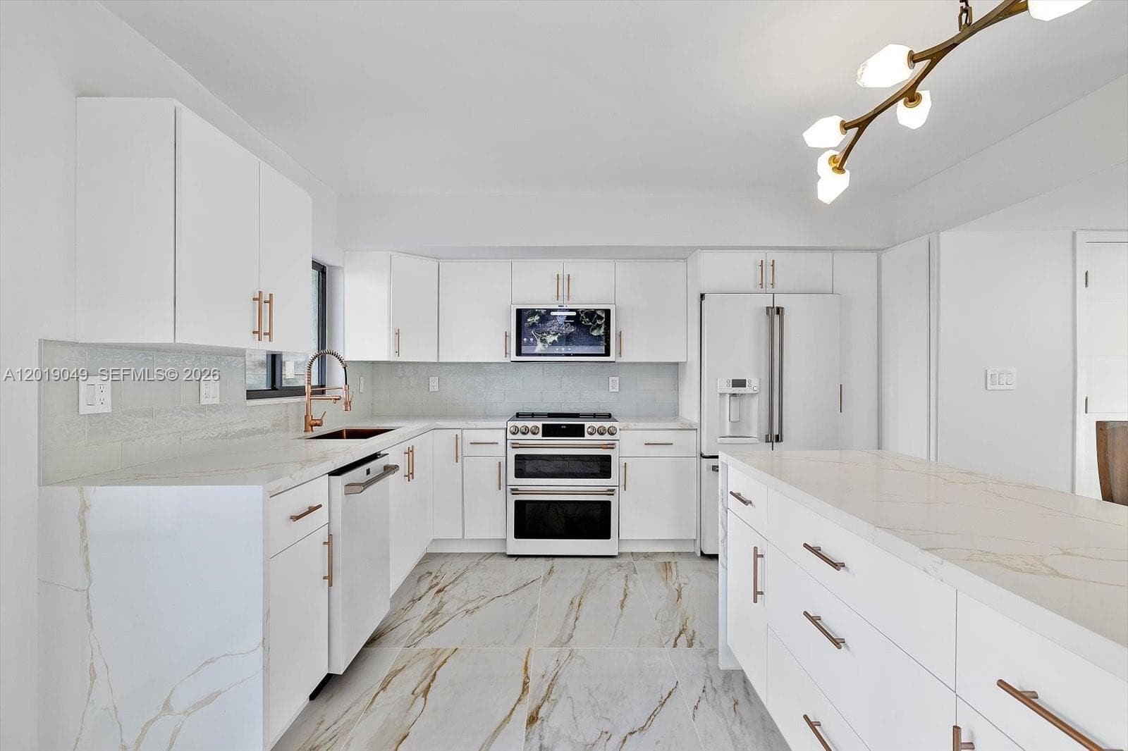 16449 NE 26th Ave # 16, North Miami Beach FL 33160 — 5