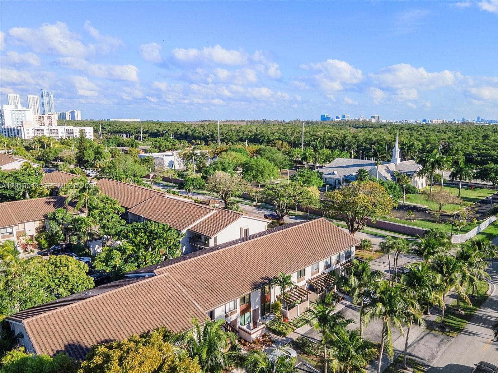 16449 NE 26th Ave # 16, North Miami Beach FL 33160 — 39
