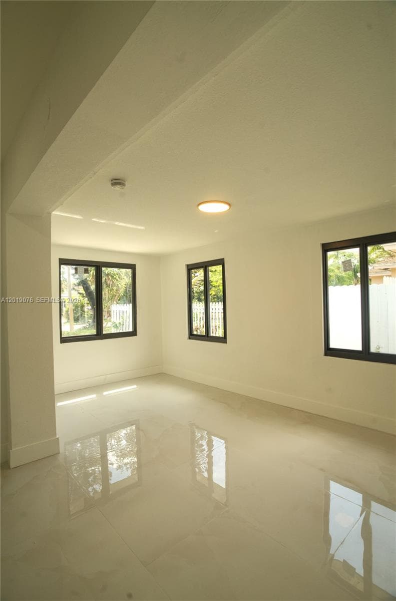 315 NW 127th St # 0, North Miami FL 33168 — 35