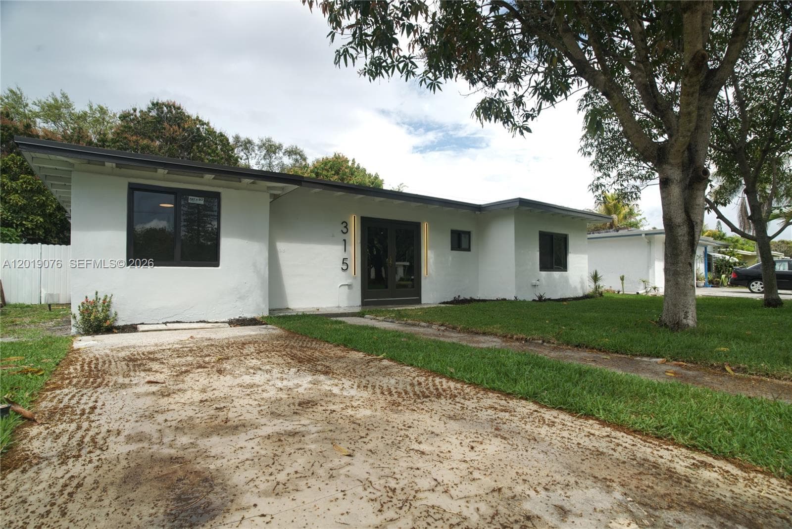 315 NW 127th St # 0, North Miami FL 33168 — 60