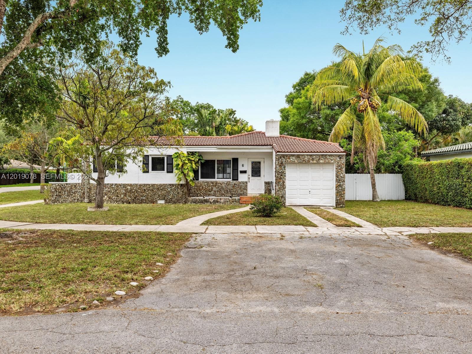 6 NW 106th St, Miami Shores FL 33150 — 13