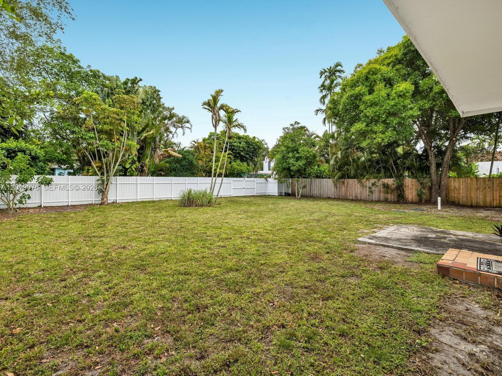 6 NW 106th St, Miami Shores FL 33150 — 17