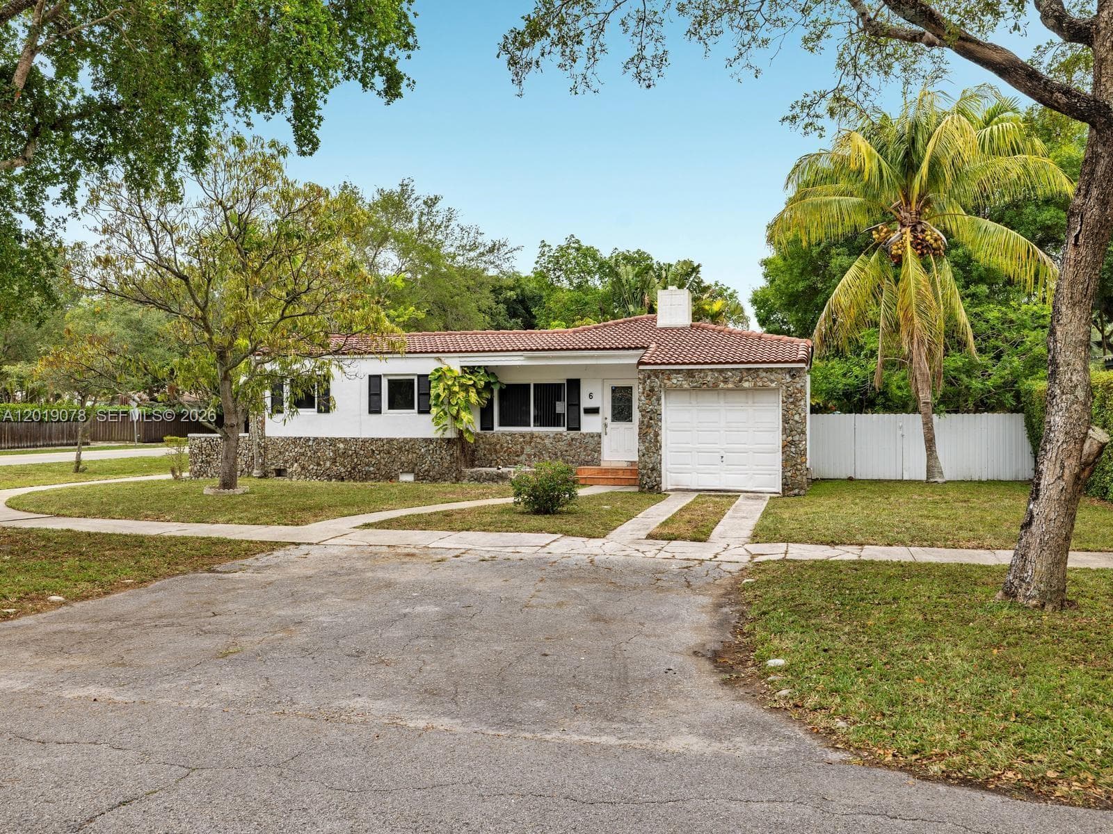 6 NW 106th St, Miami Shores FL 33150 — 12