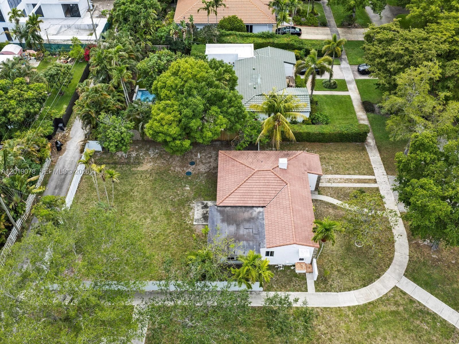 6 NW 106th St, Miami Shores FL 33150 — 26