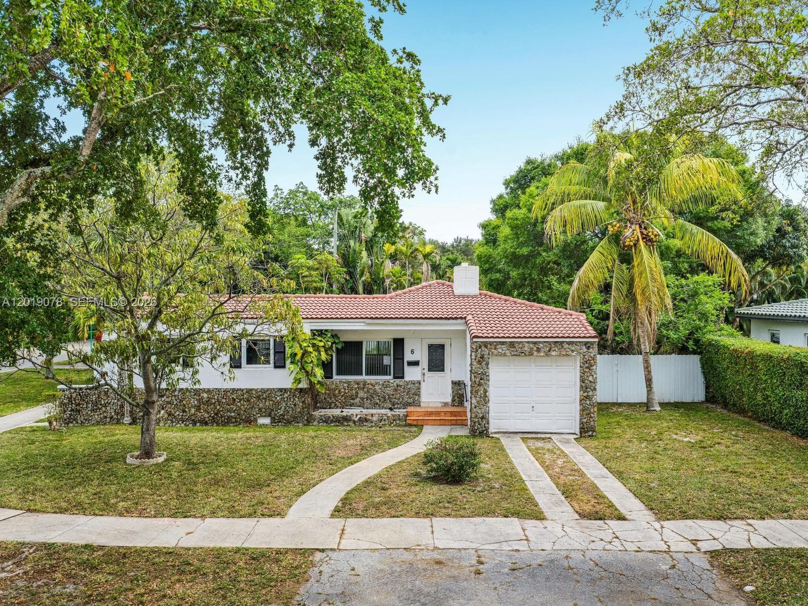 6 NW 106th St, Miami Shores FL 33150 — 24