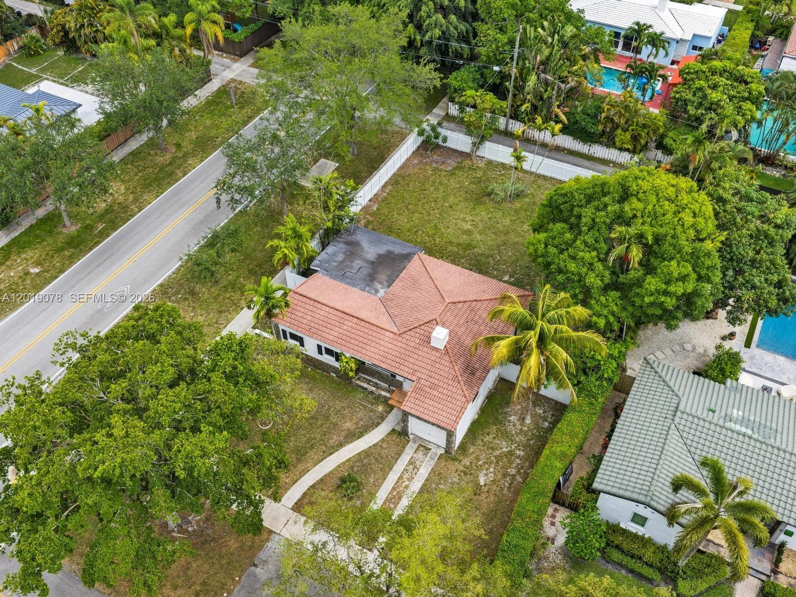 6 NW 106th St, Miami Shores FL 33150 — 14