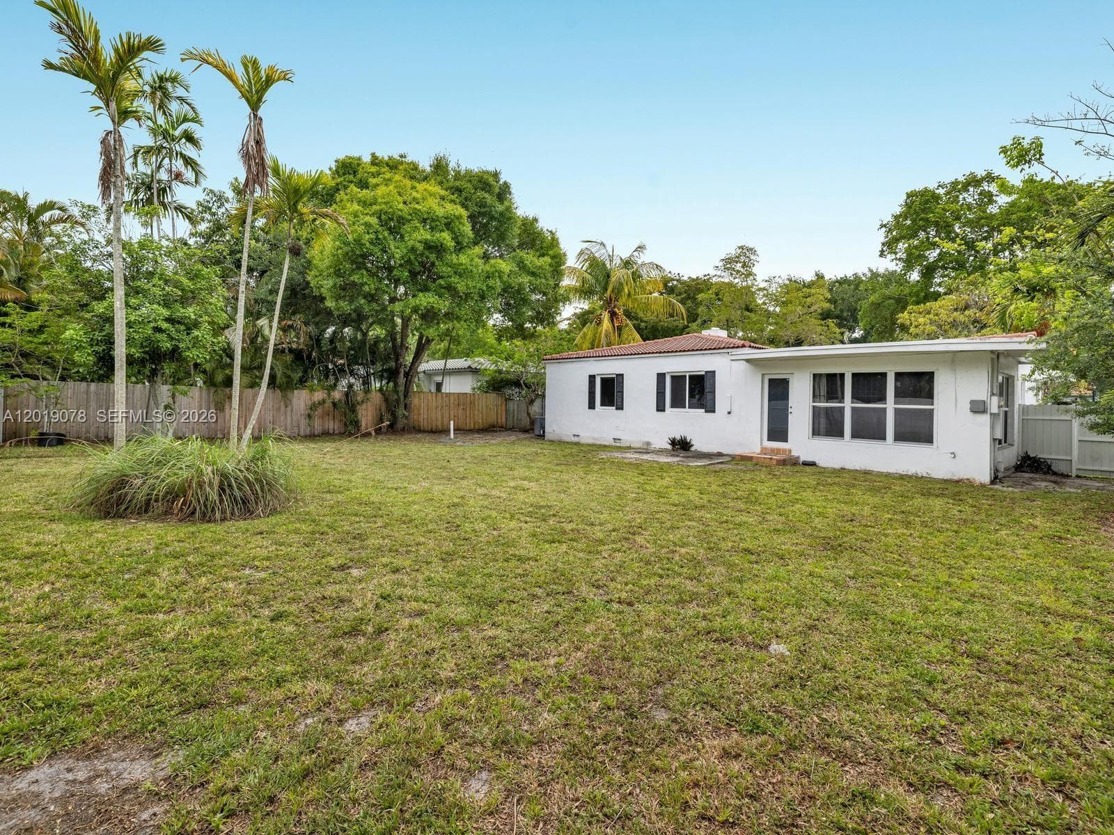6 NW 106th St, Miami Shores FL 33150 — 18