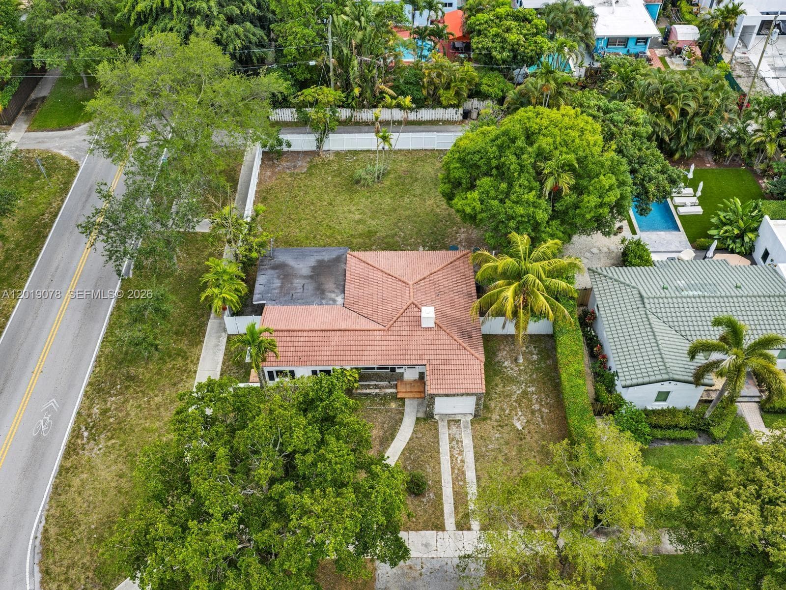 6 NW 106th St, Miami Shores FL 33150 — 25