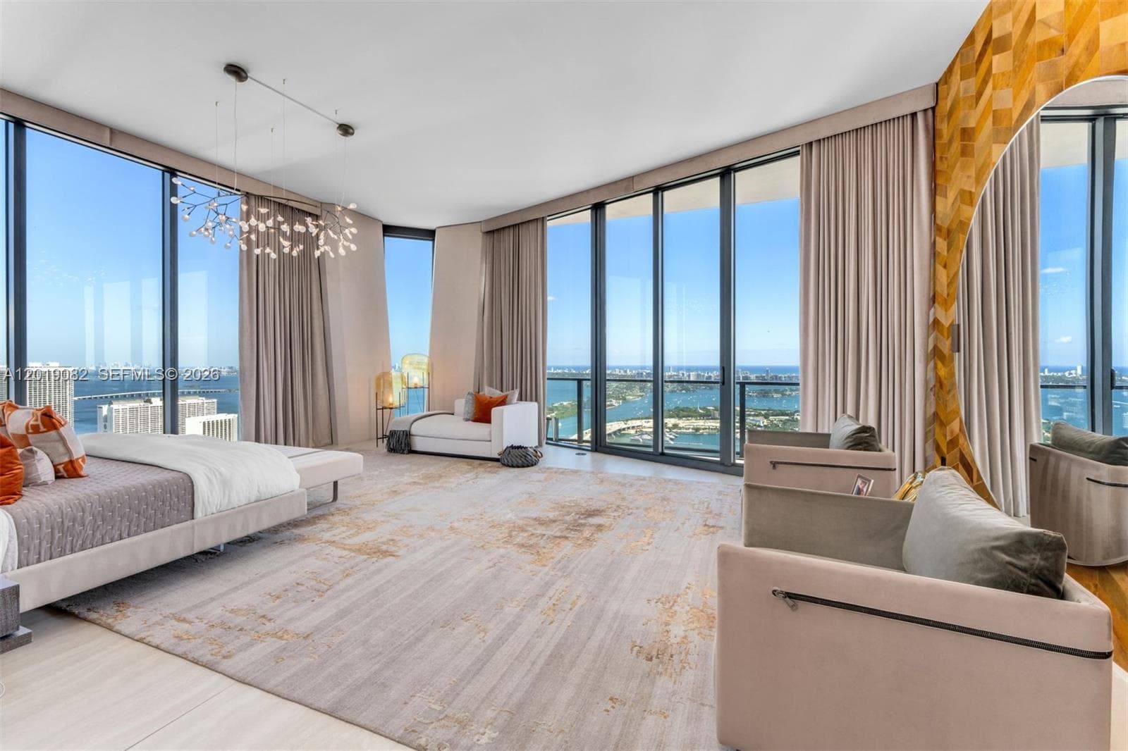 1000 Biscayne Blvd # 5101, Miami FL 33132 — 52
