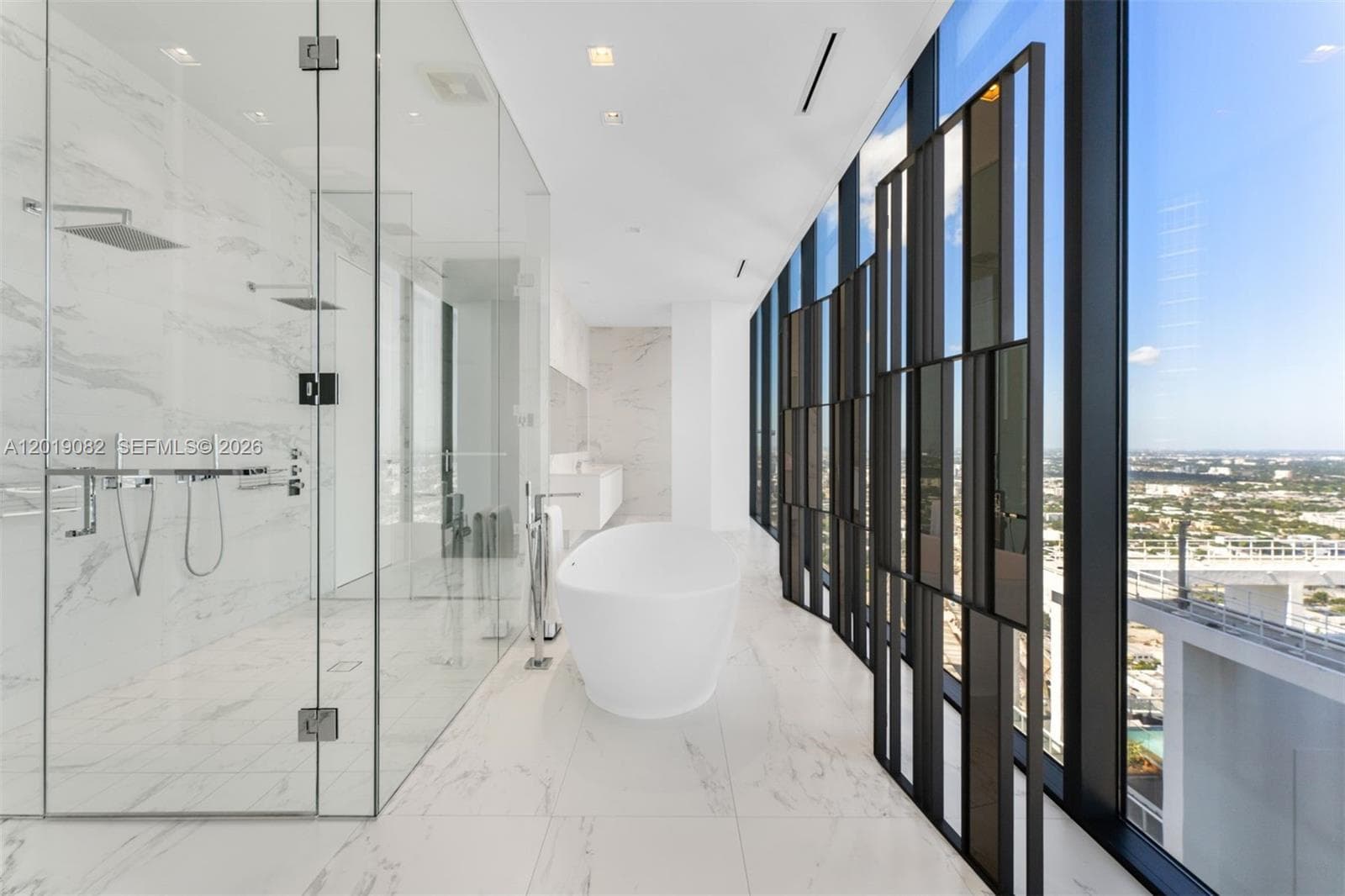 1000 Biscayne Blvd # 5101, Miami FL 33132 — 59