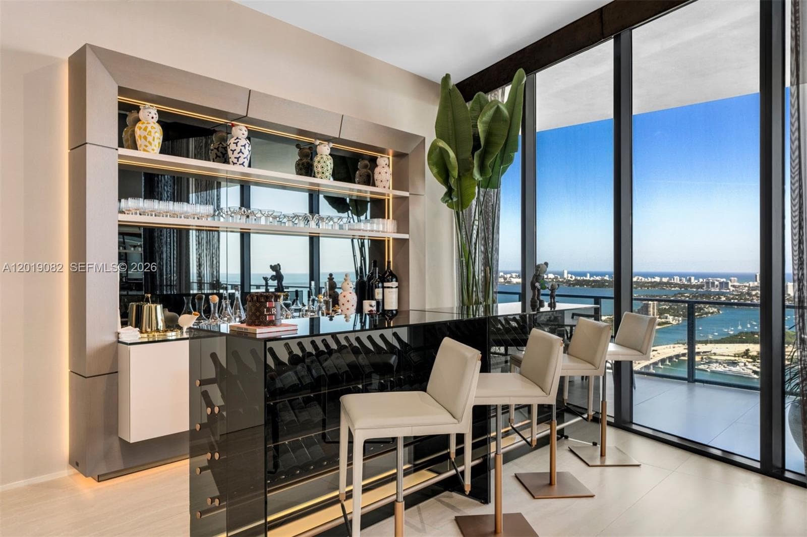 1000 Biscayne Blvd # 5101, Miami FL 33132 — 37
