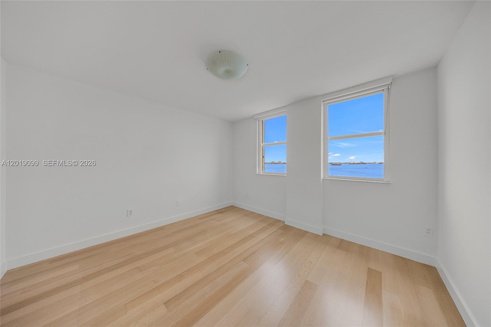 1625 Kennedy Cswy # 1004D, North Bay Village FL 33141 — 25
