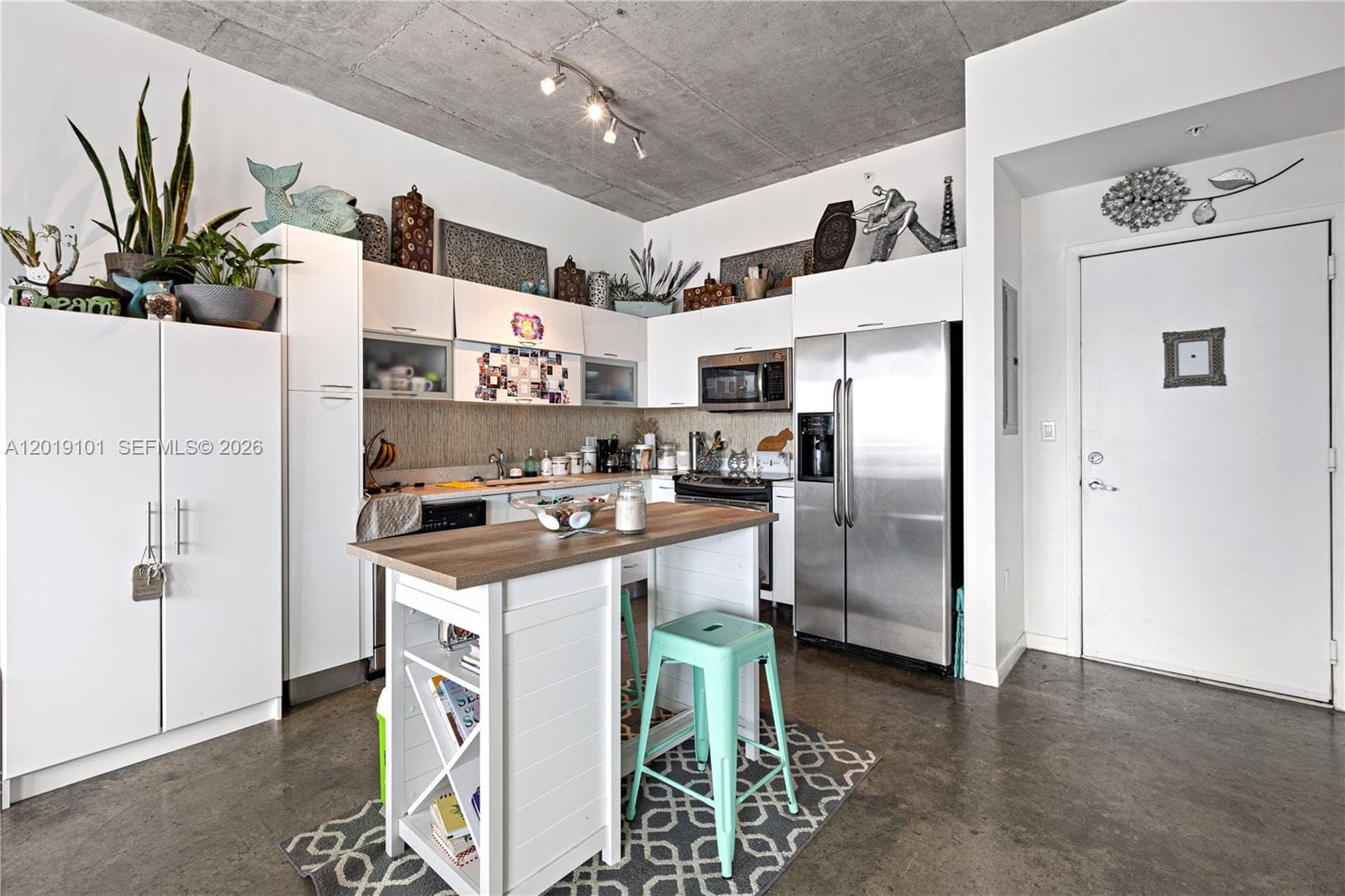 133 NE 2nd Ave # 1215, Miami FL 33132 — 6
