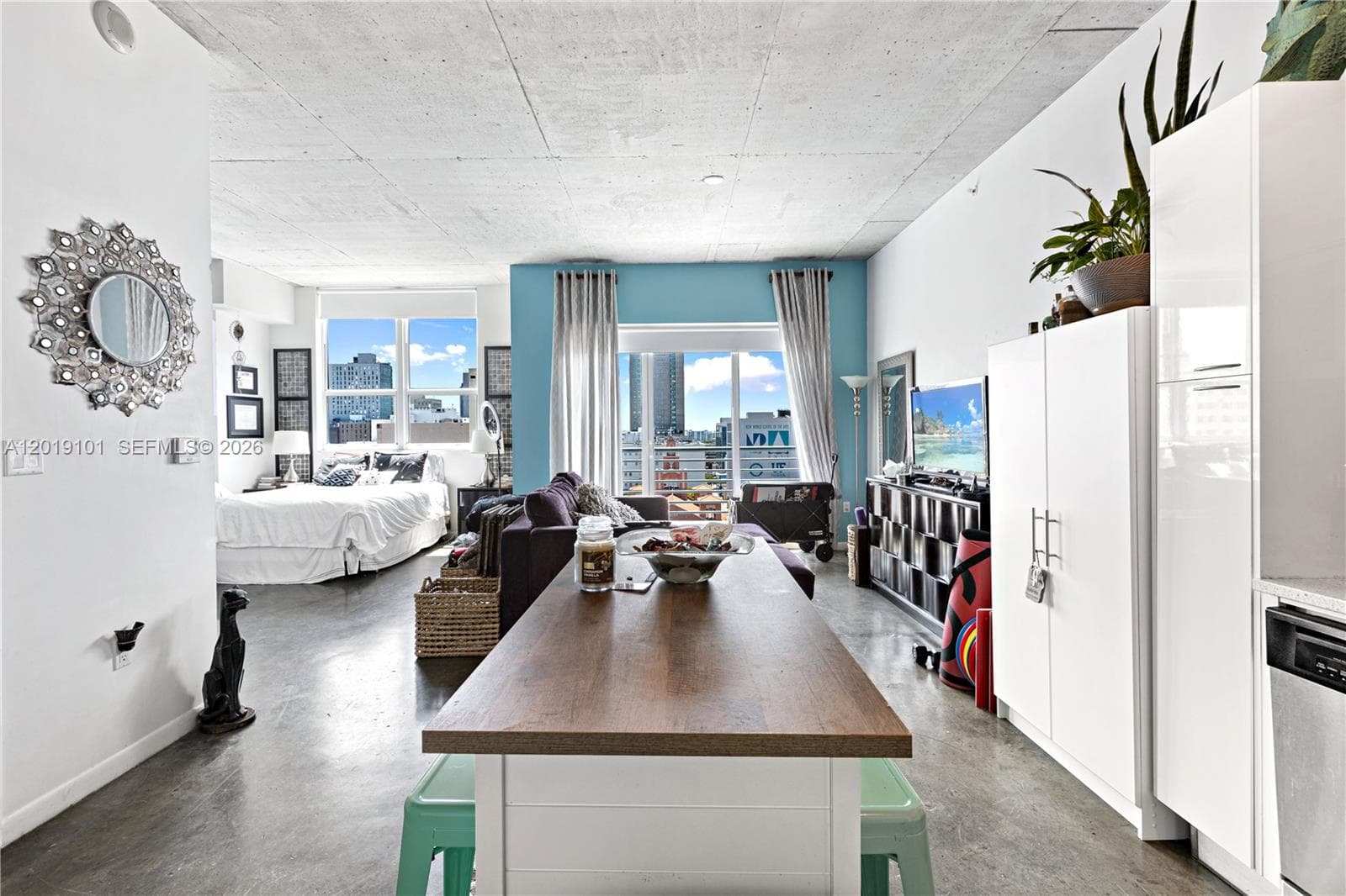 133 NE 2nd Ave # 1215, Miami FL 33132 — 14