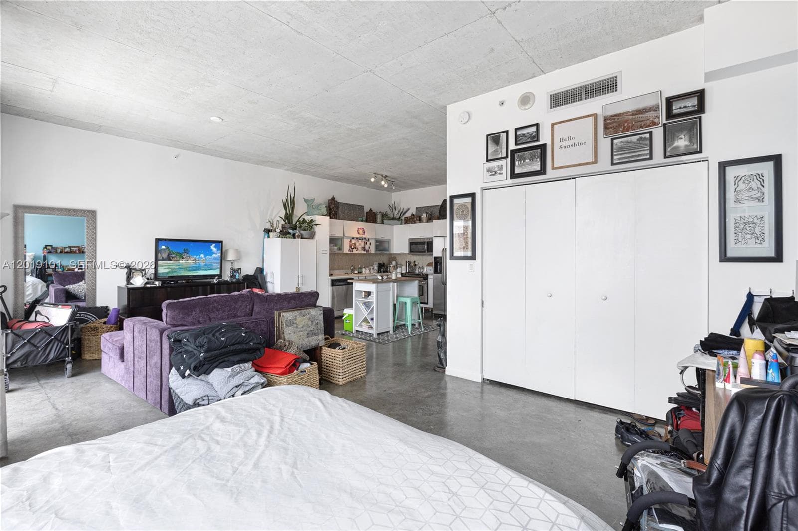 133 NE 2nd Ave # 1215, Miami FL 33132 — 11