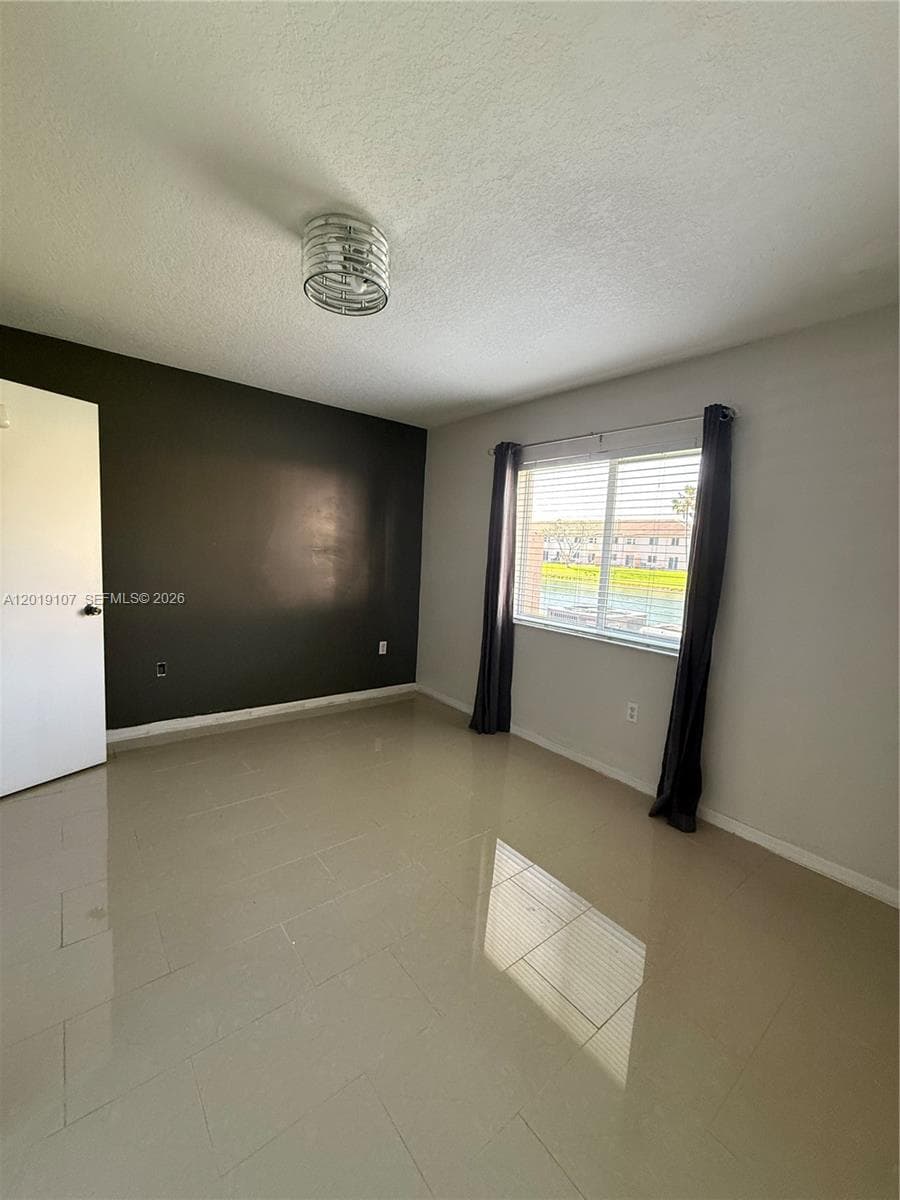 1271 SE 28th Ct # 105, Homestead FL 33035 — 4