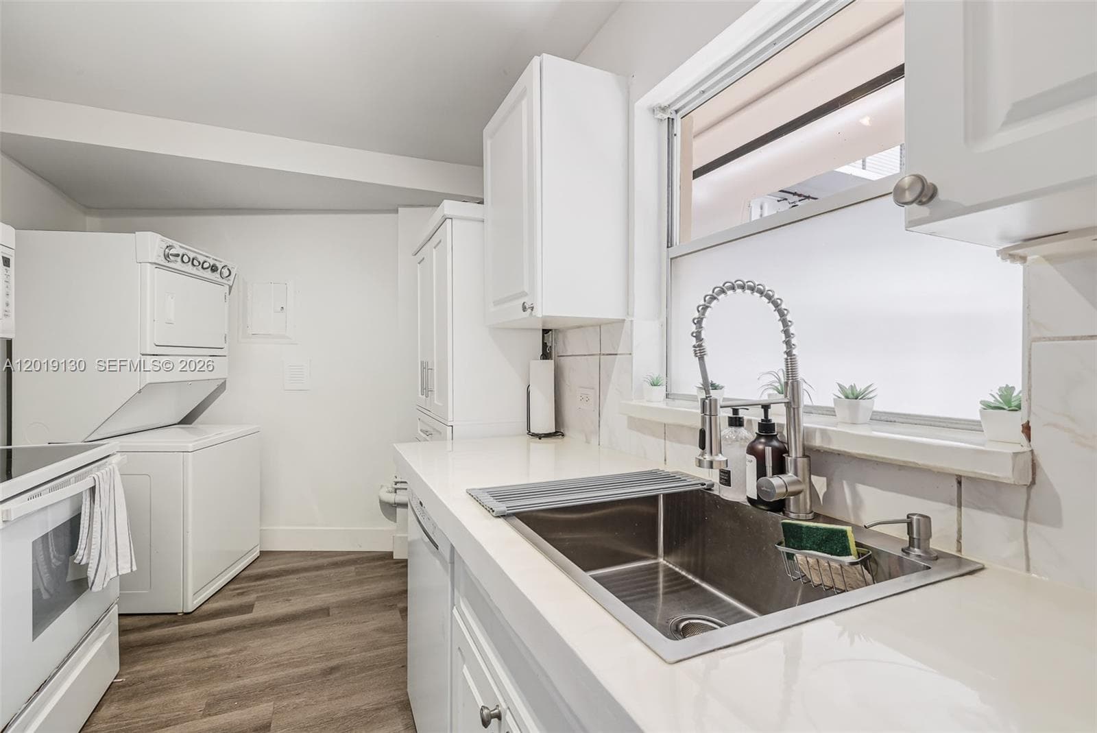 1881 Washington Ave # 4B, Miami Beach FL 33139 — 9