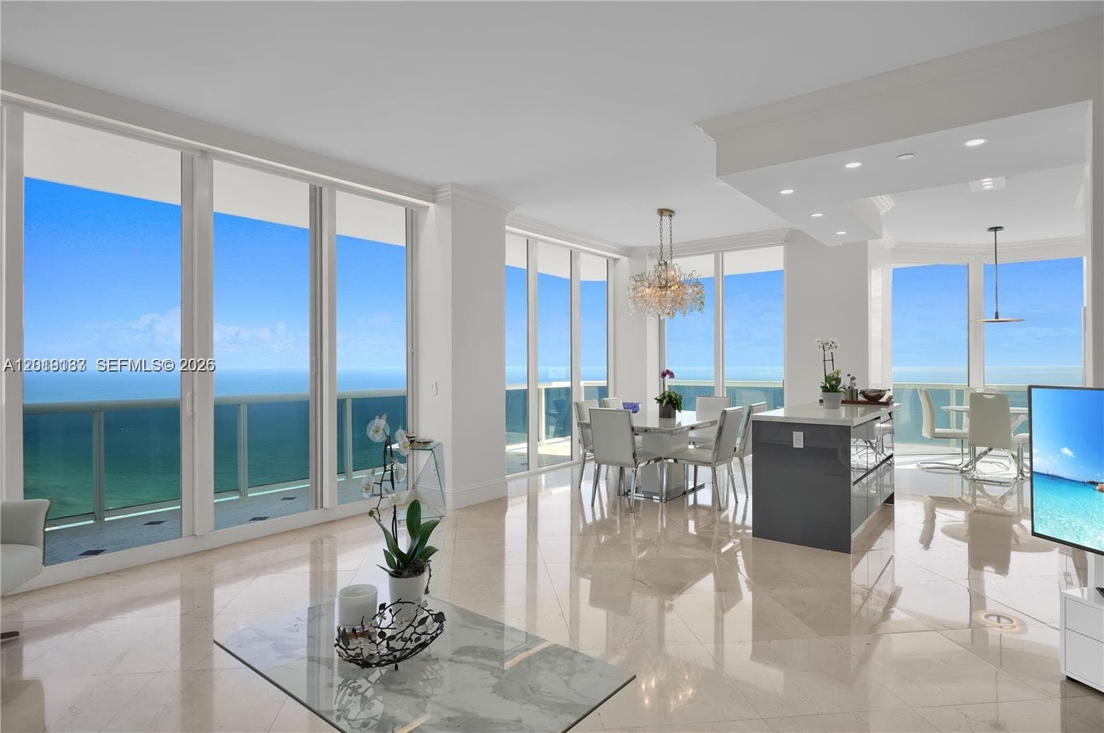 4779 Collins Ave # 4301, Miami Beach FL 33140 — 5
