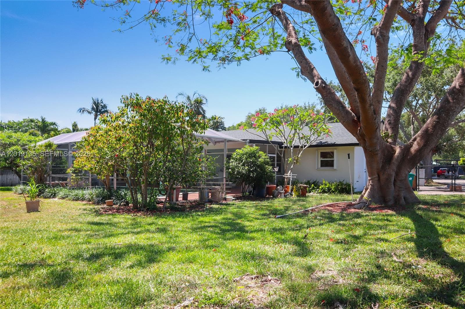 7605 SW 179th Ter, Palmetto Bay FL 33157 — 25