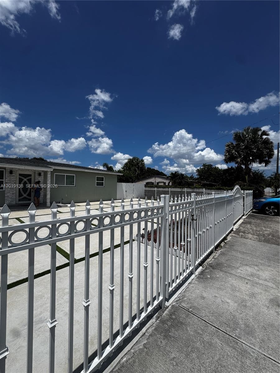 3251 NW 177th Ter, Miami Gardens FL 33056 — 34