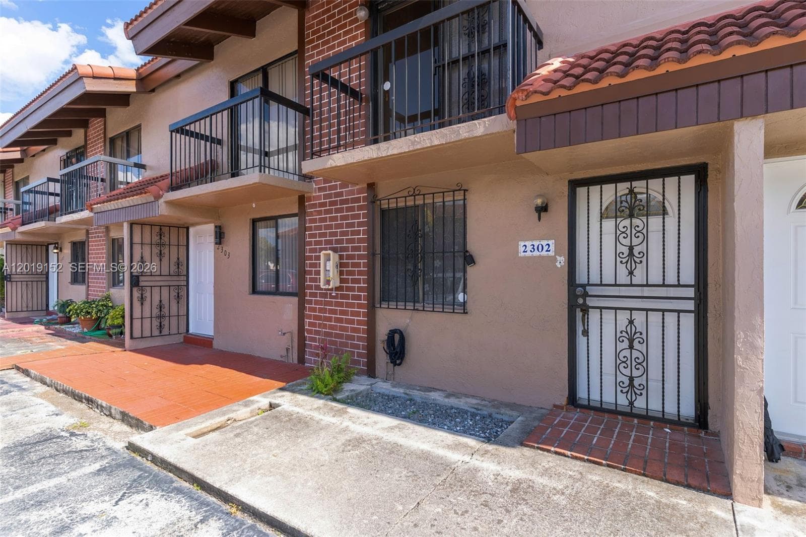 1811 SW 107th Ave # 2302, Miami FL 33165 — 4